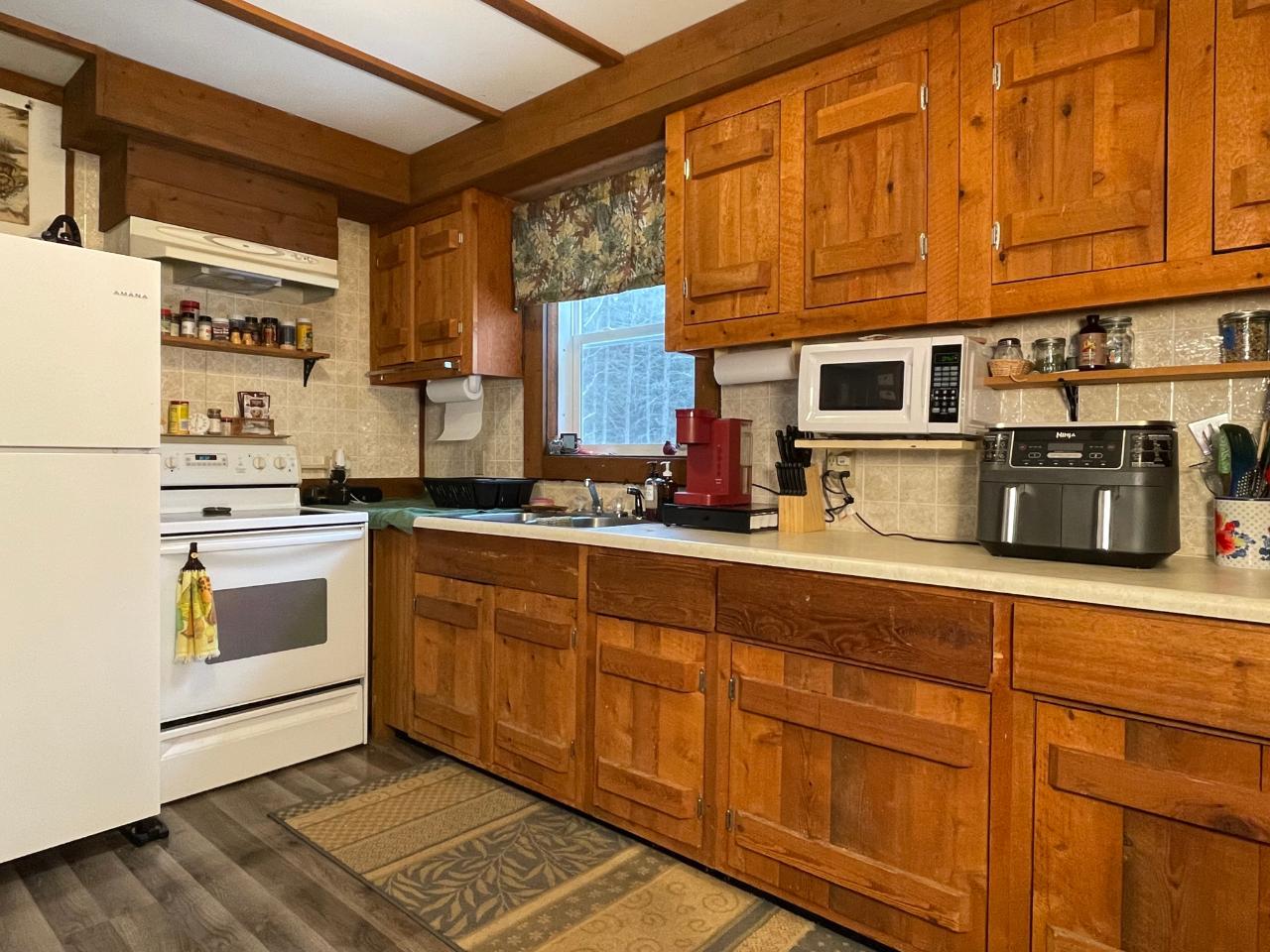 6757 Pine Lake Road Rhinelander, WI 54501 - Photo 4 of 24 Gallery Image 4