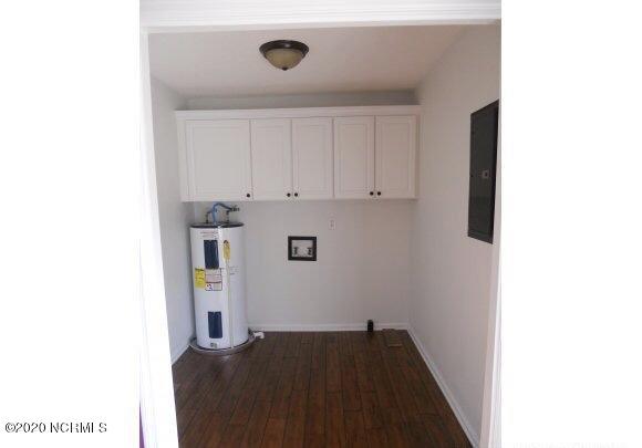 1210 Jack Cowan Road Williamston, NC 27892 - Photo 8 of 10 Laundry/Storage