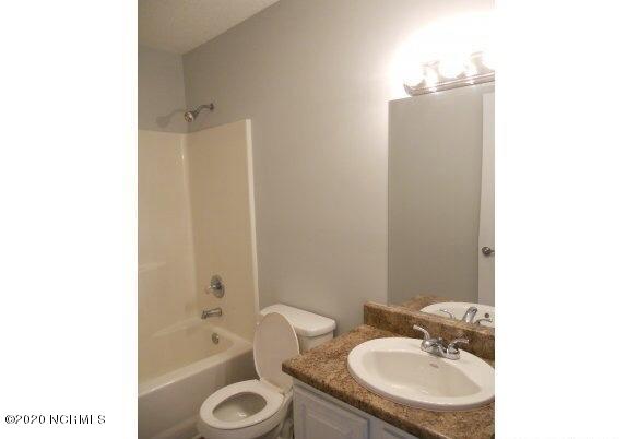 1210 Jack Cowan Road Williamston, NC 27892 - Photo 10 of 10 Bathroom2
