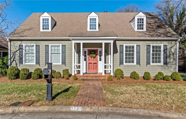 $495,000 | 3221 Merion Court, Winston-Salem, NC 27104