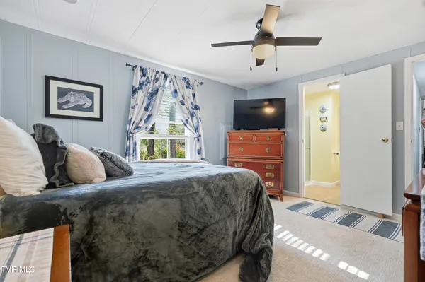 $208,000 | 110 Little League Road Northeast, Coeburn, VA 24230