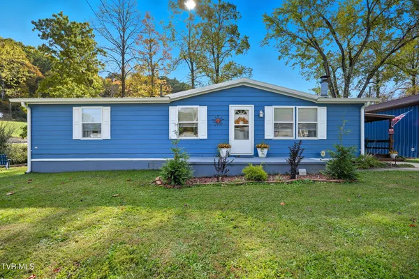 $208,000 | 110 Little League Road Northeast, Coeburn, VA 24230