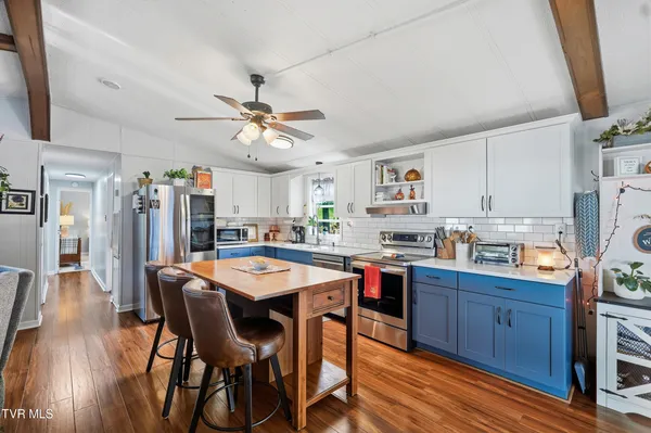 $208,000 | 110 Little League Road Northeast, Coeburn, VA 24230