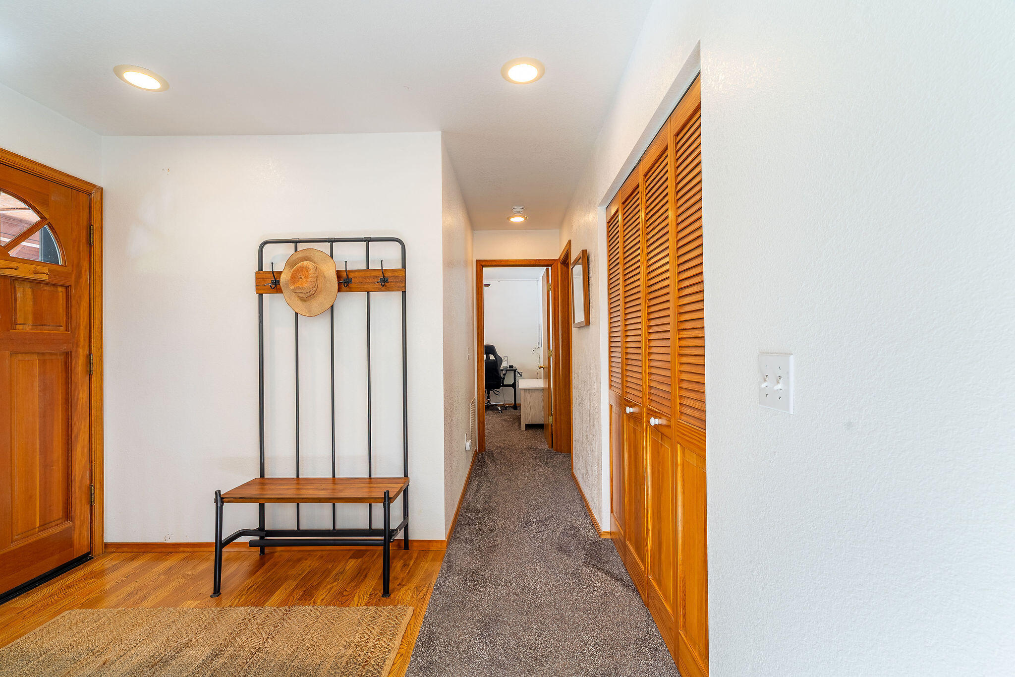 24775 Upper Rim Rock Road Idyllwild, CA 92549 - Photo 29 of 67 24775UpperRimRockRd-33