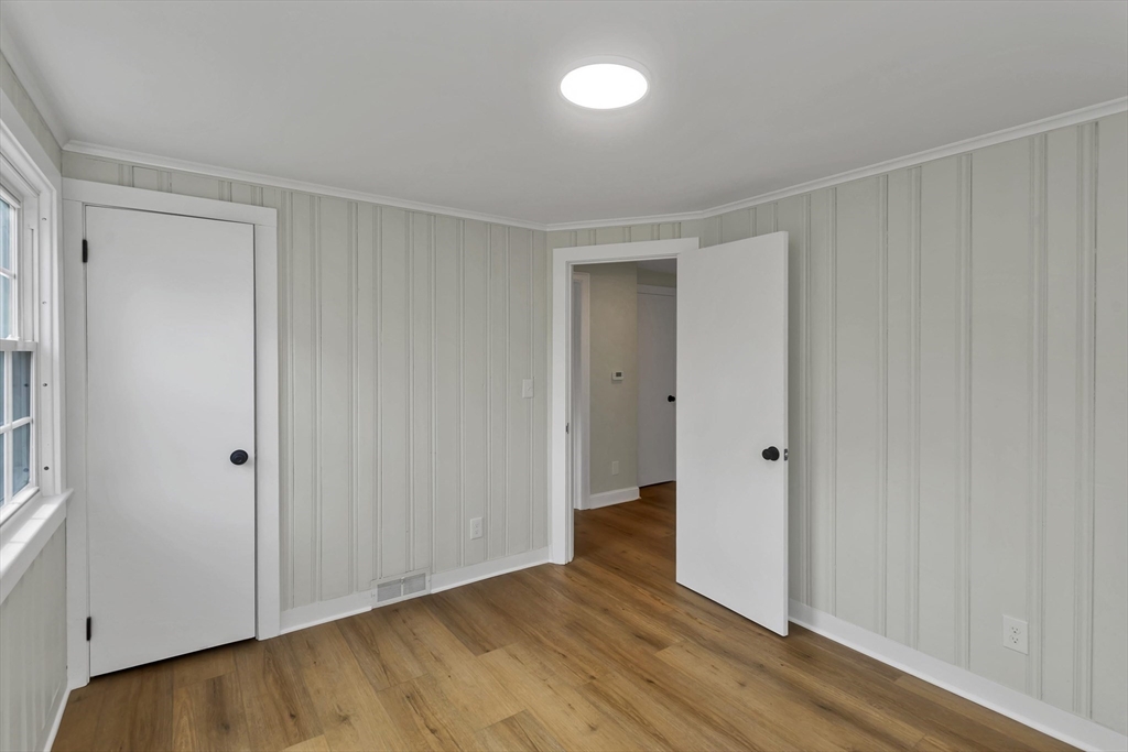 93 Cooper Street Springfield, MA 01108 - Photo 14 of 26