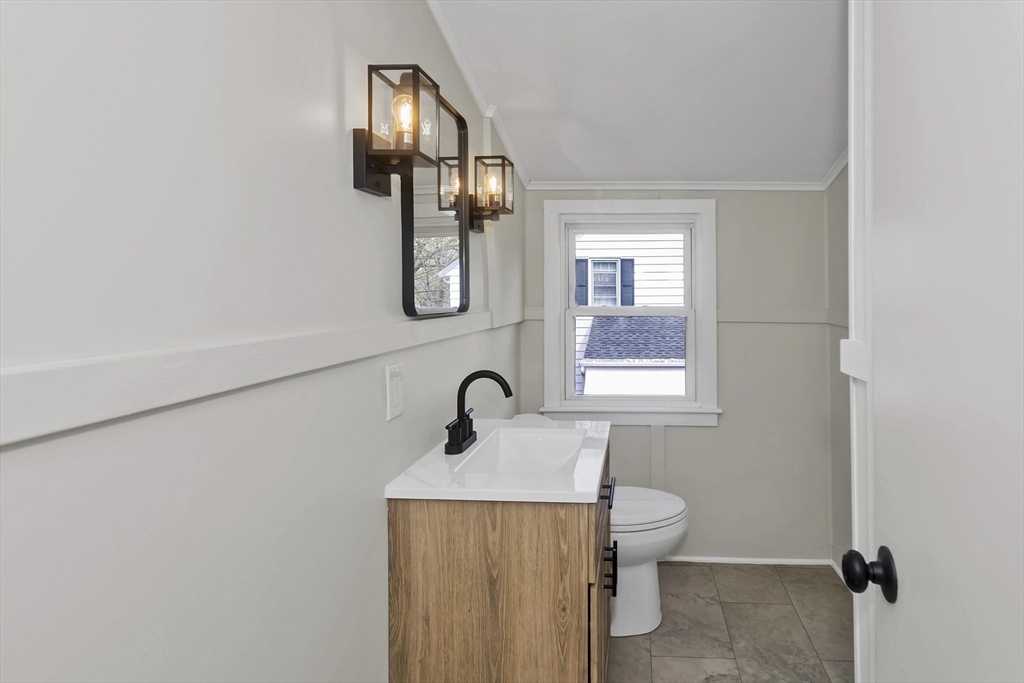 93 Cooper Street Springfield, MA 01108 - Photo 23 of 26