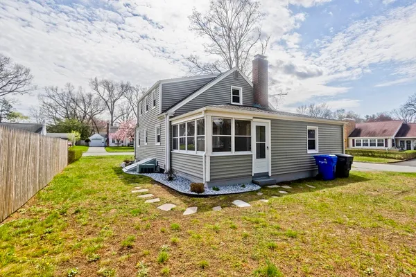 $349,900 | 93 Cooper Street, Springfield, MA 01108