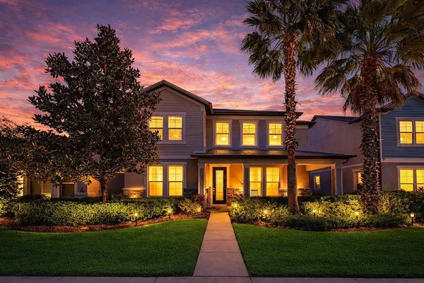 $639,000 | 14110 Barrington Stowers Drive, Lithia, FL 33547