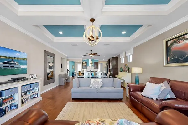 $639,000 | 14110 Barrington Stowers Drive, Lithia, FL 33547