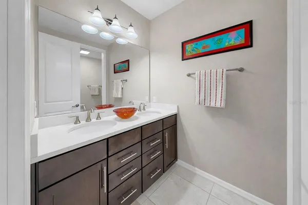 $639,000 | 14110 Barrington Stowers Drive, Lithia, FL 33547