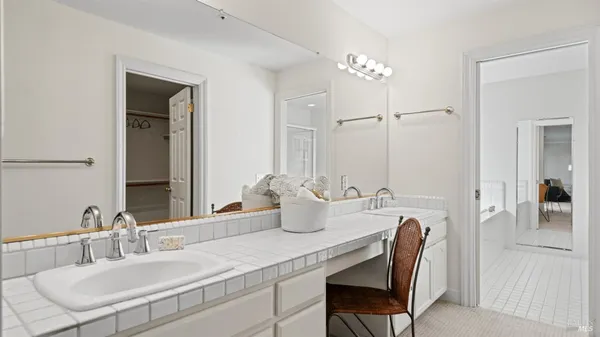 $2,349,000 | 11 Saddlebrook Court, Novato, CA 94947