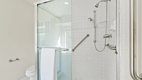 $2,349,000 | 11 Saddlebrook Court, Novato, CA 94947