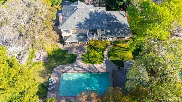 $2,349,000 | 11 Saddlebrook Court, Novato, CA 94947