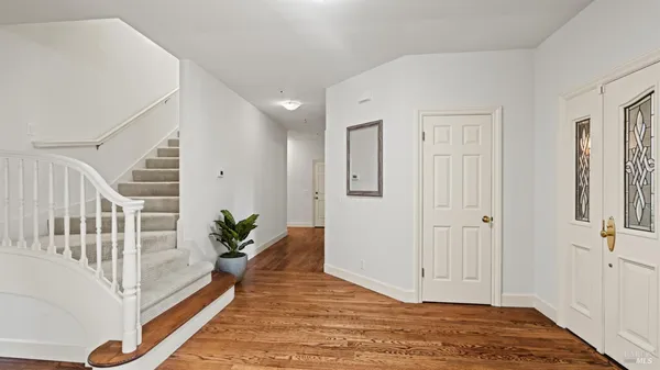 $2,349,000 | 11 Saddlebrook Court, Novato, CA 94947