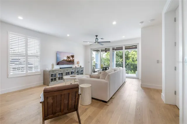 $899,000 | 950 West Olympia Avenue, Punta Gorda, FL 33950