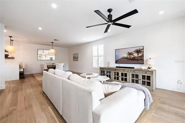 $899,000 | 950 West Olympia Avenue, Punta Gorda, FL 33950