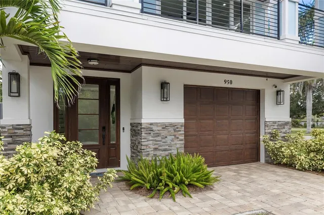 $899,000 | 950 West Olympia Avenue, Punta Gorda, FL 33950