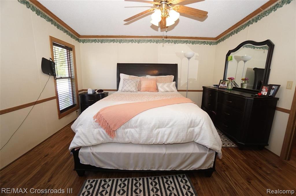 48370 Hull Road Belleville, MI 48111 - Photo 33 of 48