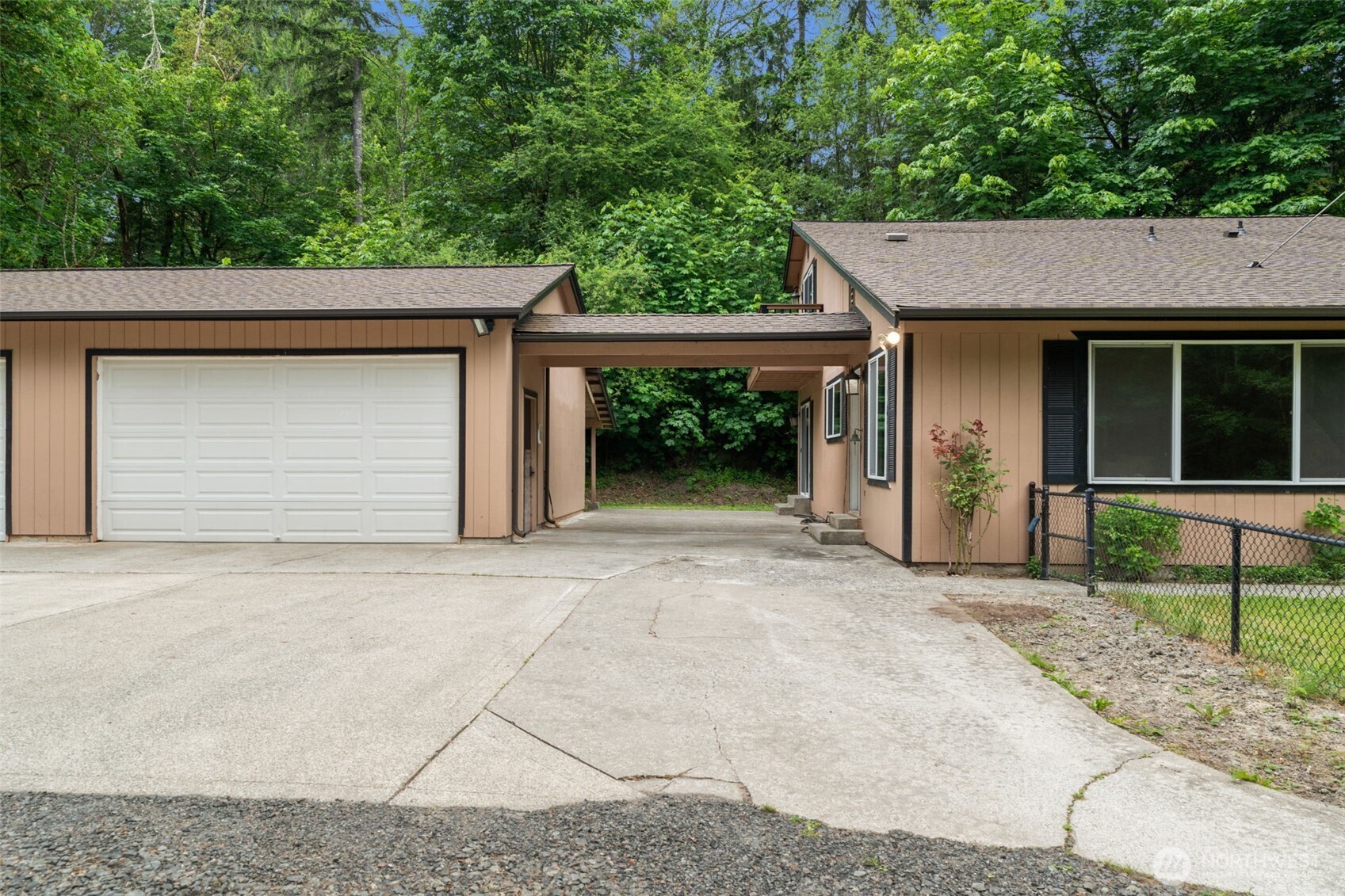 4562 Southeast Burley Olalla Road Olalla, WA 98359 - Photo 6 of 31