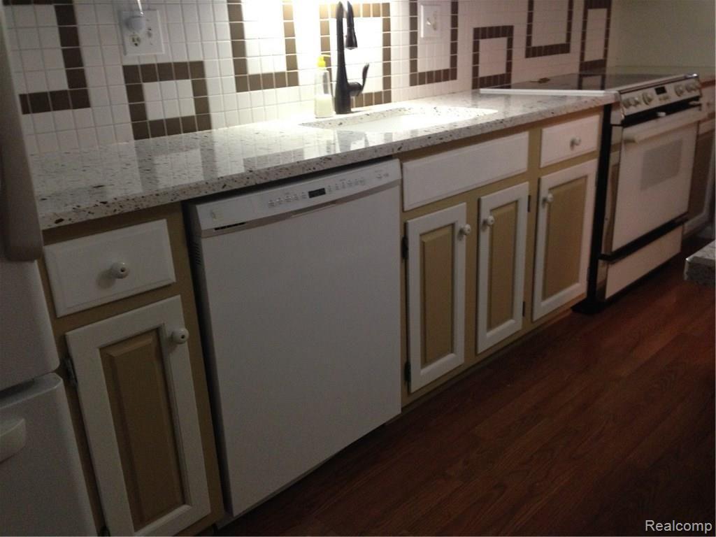 5291 Owen Road Linden, MI 48451 - Photo 14 of 33 IMG_0272.JPG