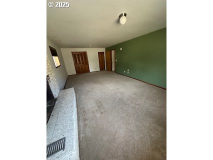 61476 Dee Cox Road Heppner, OR 97836 - Photo 21 of 43 a view of an empty room with windows