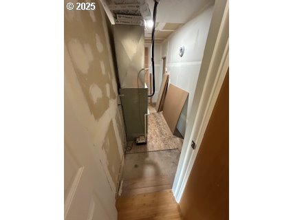 61476 Dee Cox Road Heppner, OR 97836 - Photo 37 of 43 a view of a living room