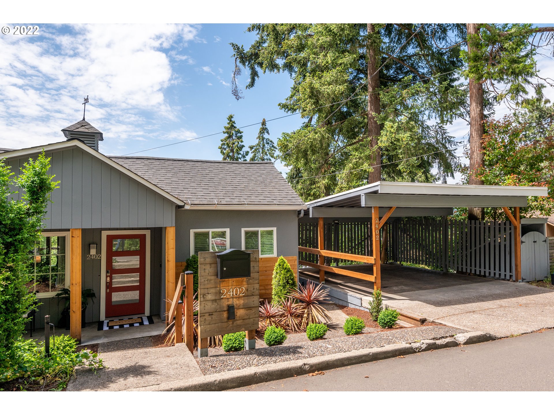 2402 Spring Boulevard Eugene, OR 97403 - Photo 3 of 30 Exterior
