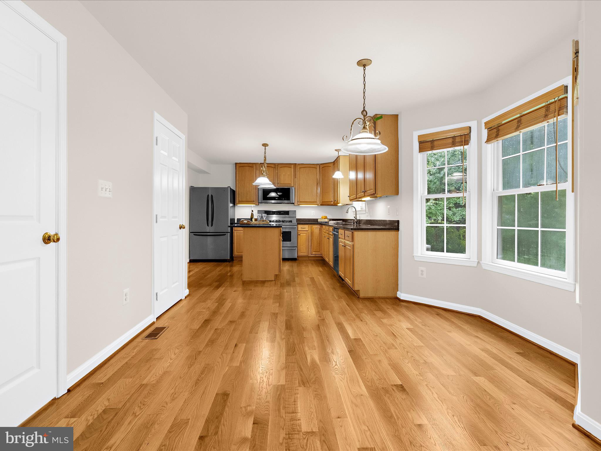 3618 Calvert Street Edgewater, MD 21037 - Photo 13 of 90 Dining nook