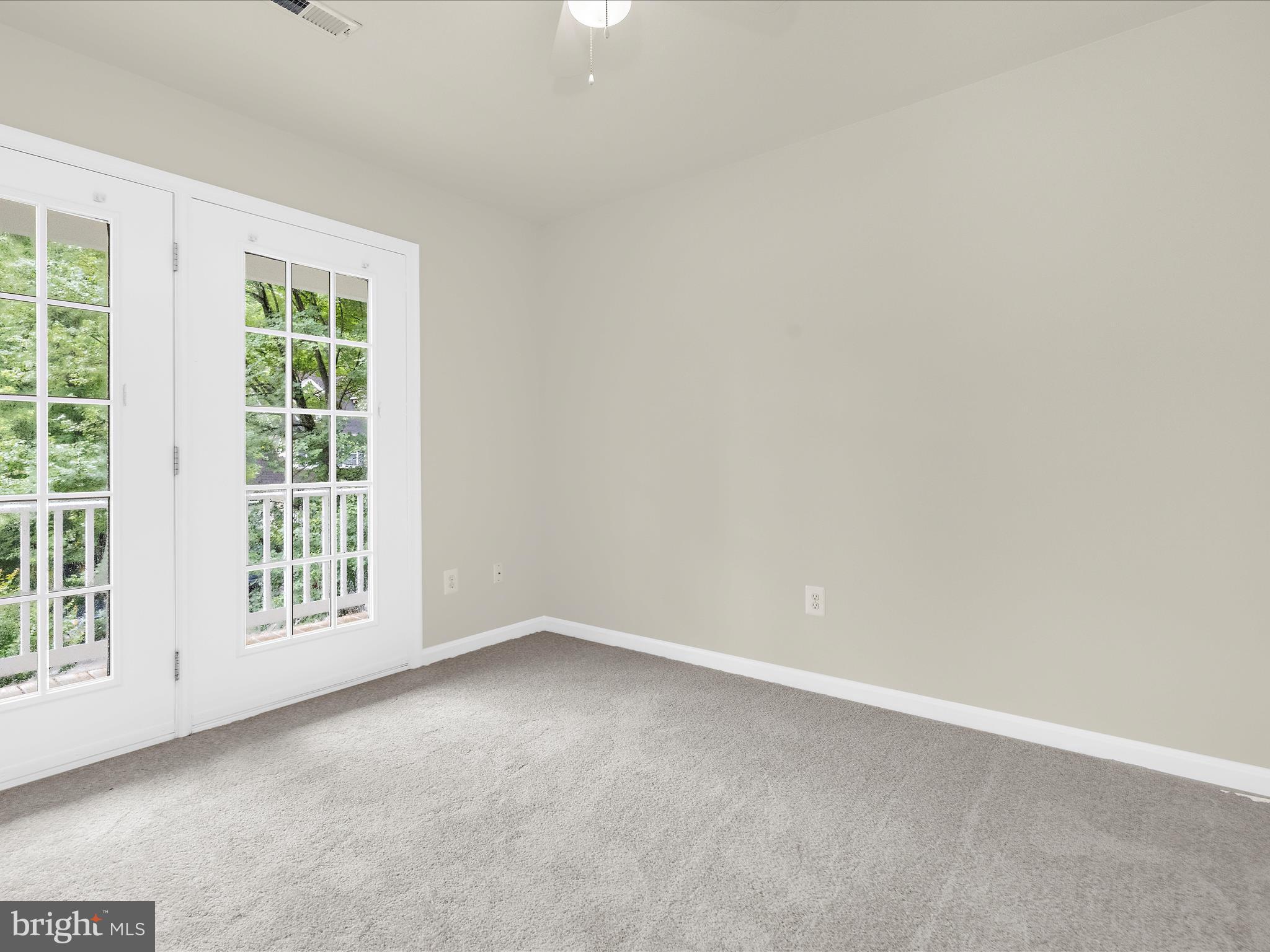 3618 Calvert Street Edgewater, MD 21037 - Photo 27 of 90 Second floor bedroom w/ private porch entrance