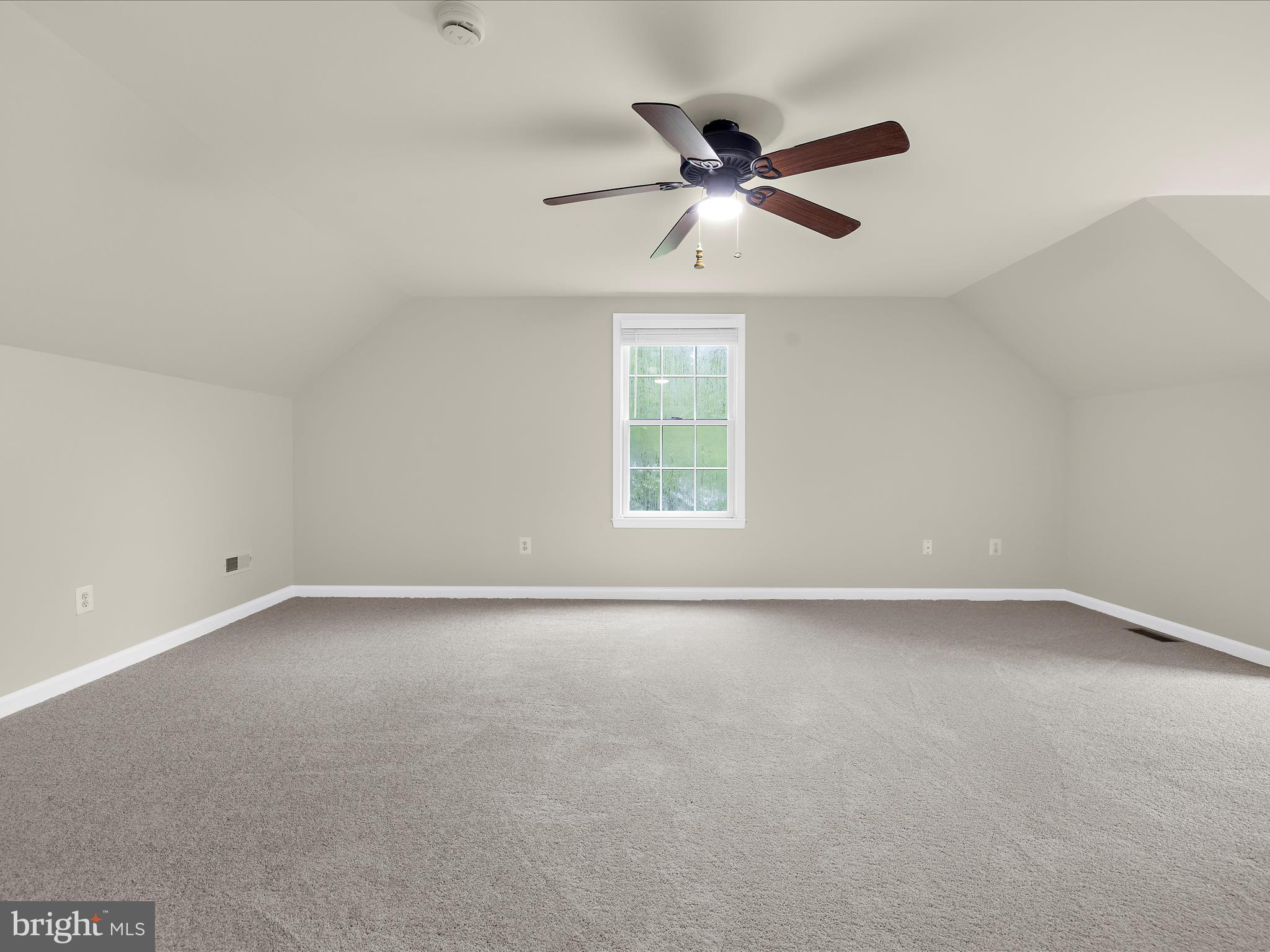 3618 Calvert Street Edgewater, MD 21037 - Photo 45 of 90 Spacious 3rd floor bedroom