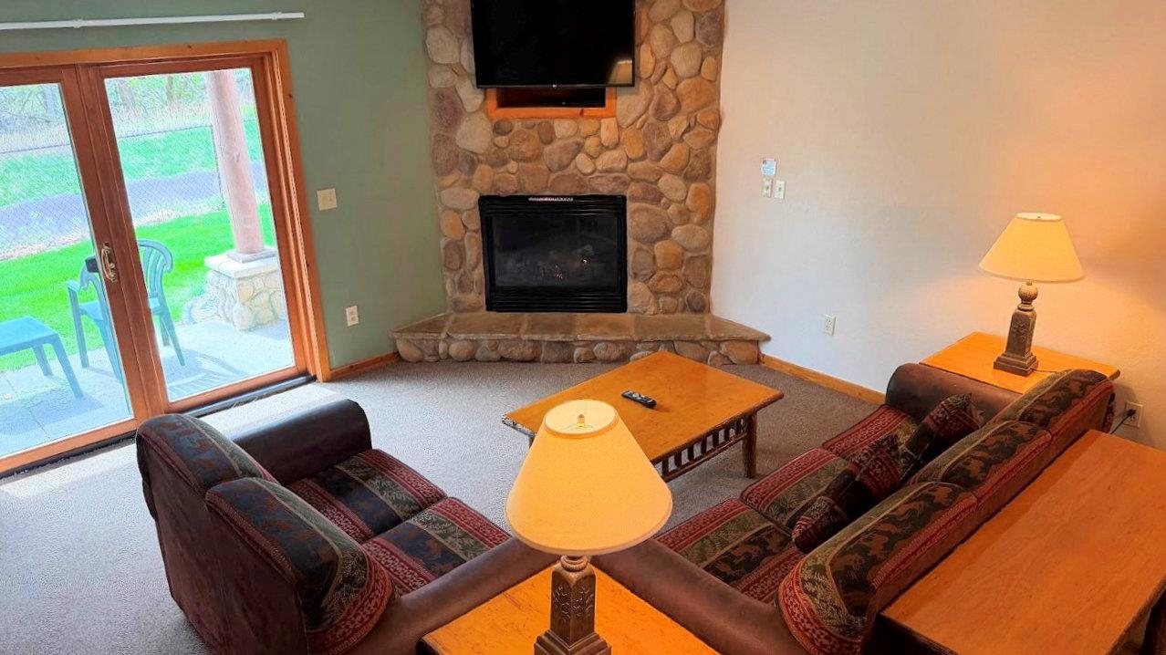 511 East Adams Street, Unit 101C Wisconsin Dells, WI 53965 - Photo 18 of 83