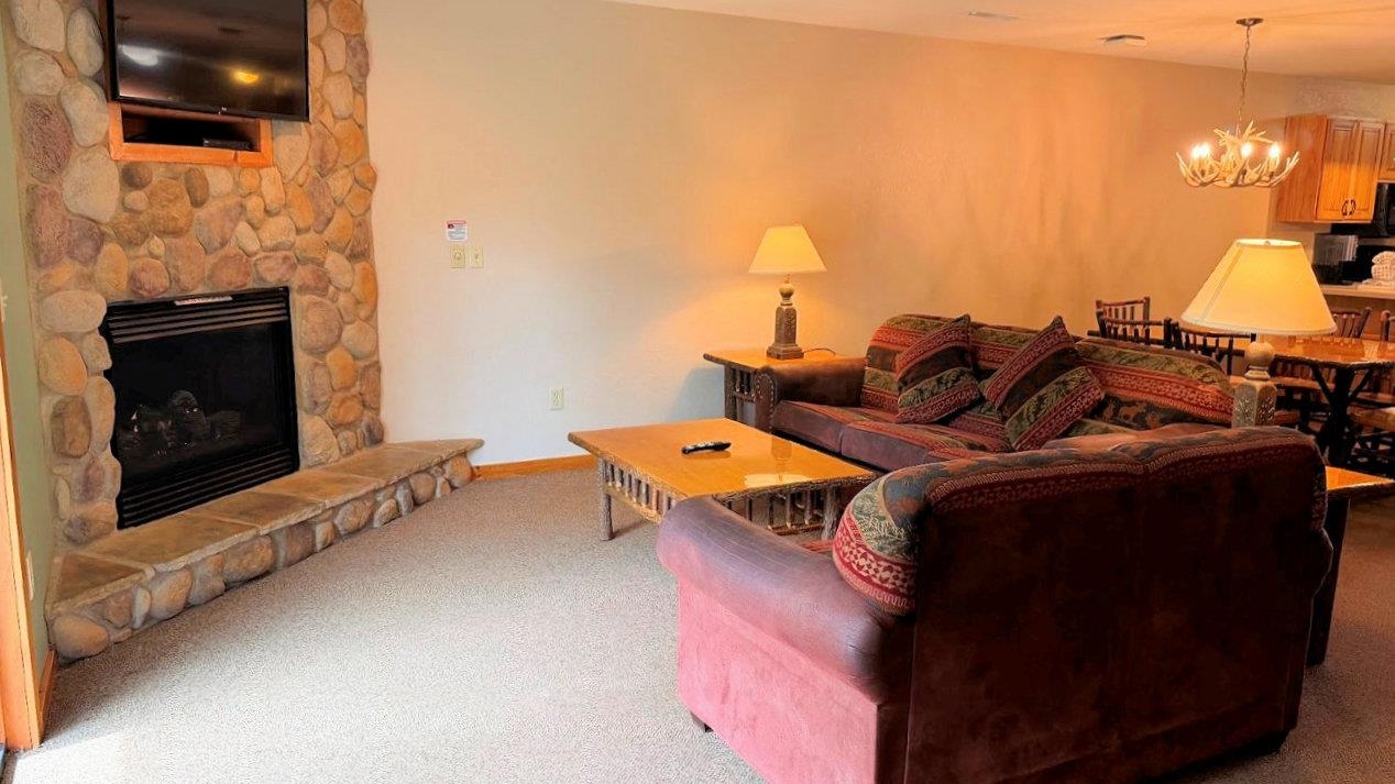 511 East Adams Street, Unit 101C Wisconsin Dells, WI 53965 - Photo 23 of 83