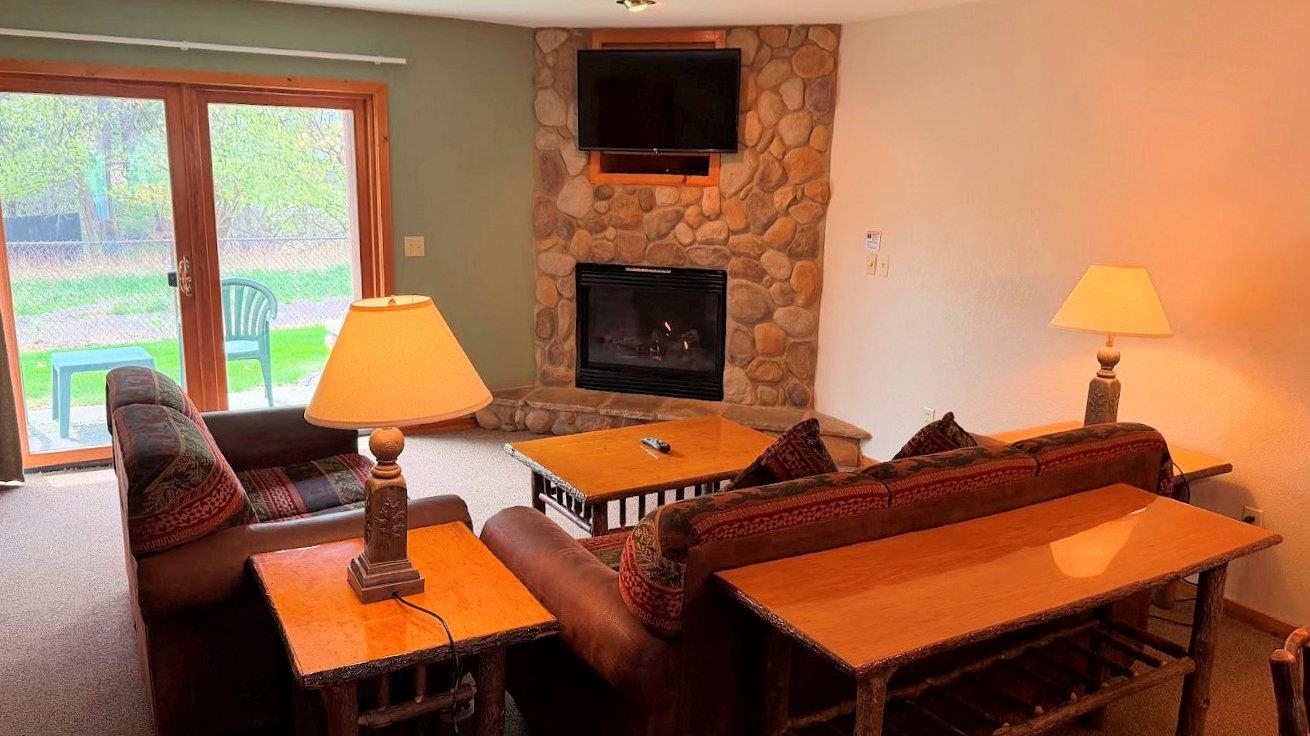 511 East Adams Street, Unit 101C Wisconsin Dells, WI 53965 - Photo 26 of 83