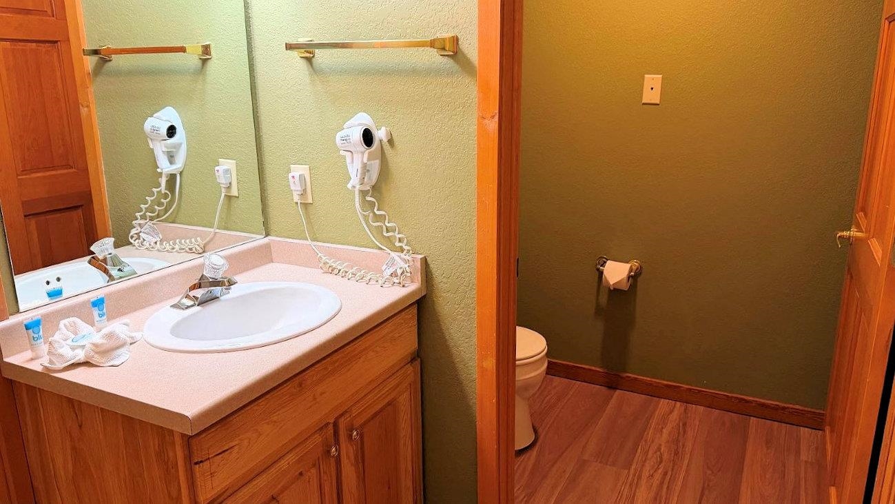 511 East Adams Street, Unit 101C Wisconsin Dells, WI 53965 - Photo 41 of 83