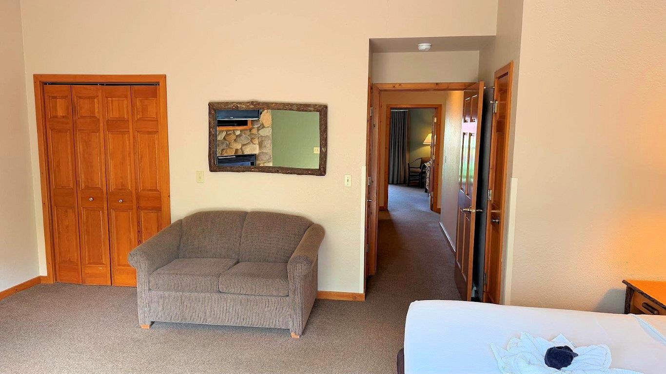 511 East Adams Street, Unit 101C Wisconsin Dells, WI 53965 - Photo 44 of 83