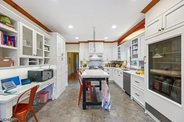 $1,699,000 | 106 Short Hills Avenue, Short Hills, NJ 07078