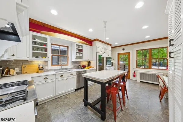 $1,699,000 | 106 Short Hills Avenue, Short Hills, NJ 07078