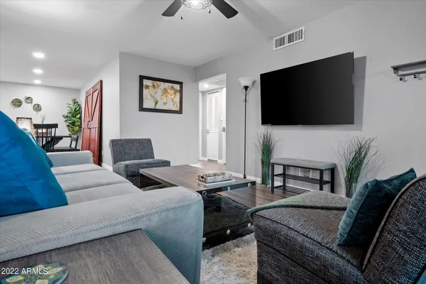 $3,500 | 2034 West Pampa Circle, Mesa, AZ 85202