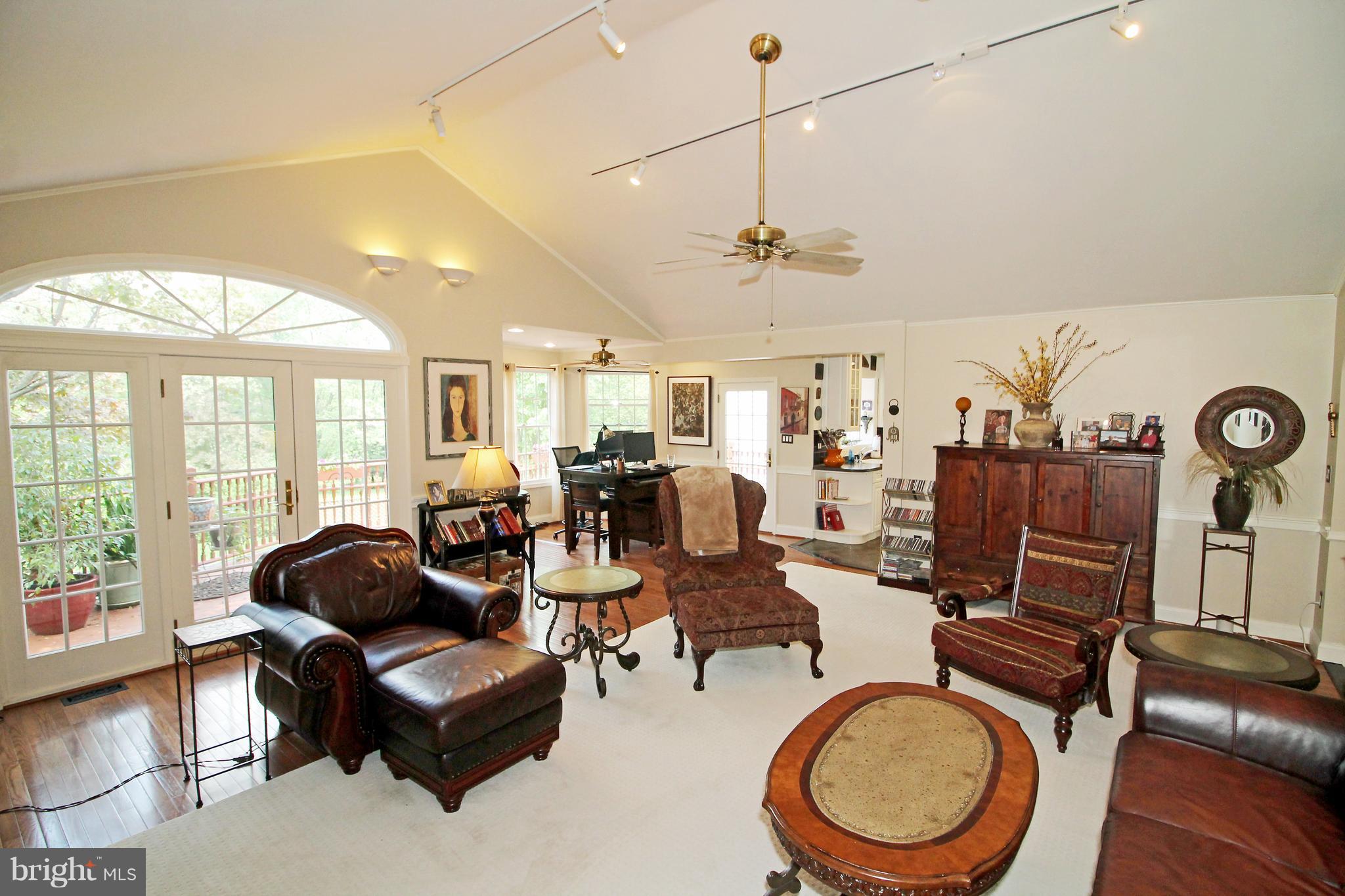 2150 Freeland Road Freeland, MD 21053 - Photo 3 of 30 Living Room