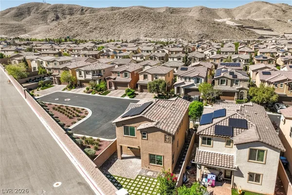 $2,700 | 12420 Pinetina Street, Las Vegas, NV 89141