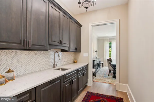 $5,500,000 | 6804 Benjamin Street, McLean, VA 22101