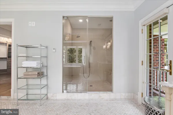$5,500,000 | 6804 Benjamin Street, McLean, VA 22101