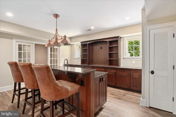 $5,500,000 | 6804 Benjamin Street, McLean, VA 22101