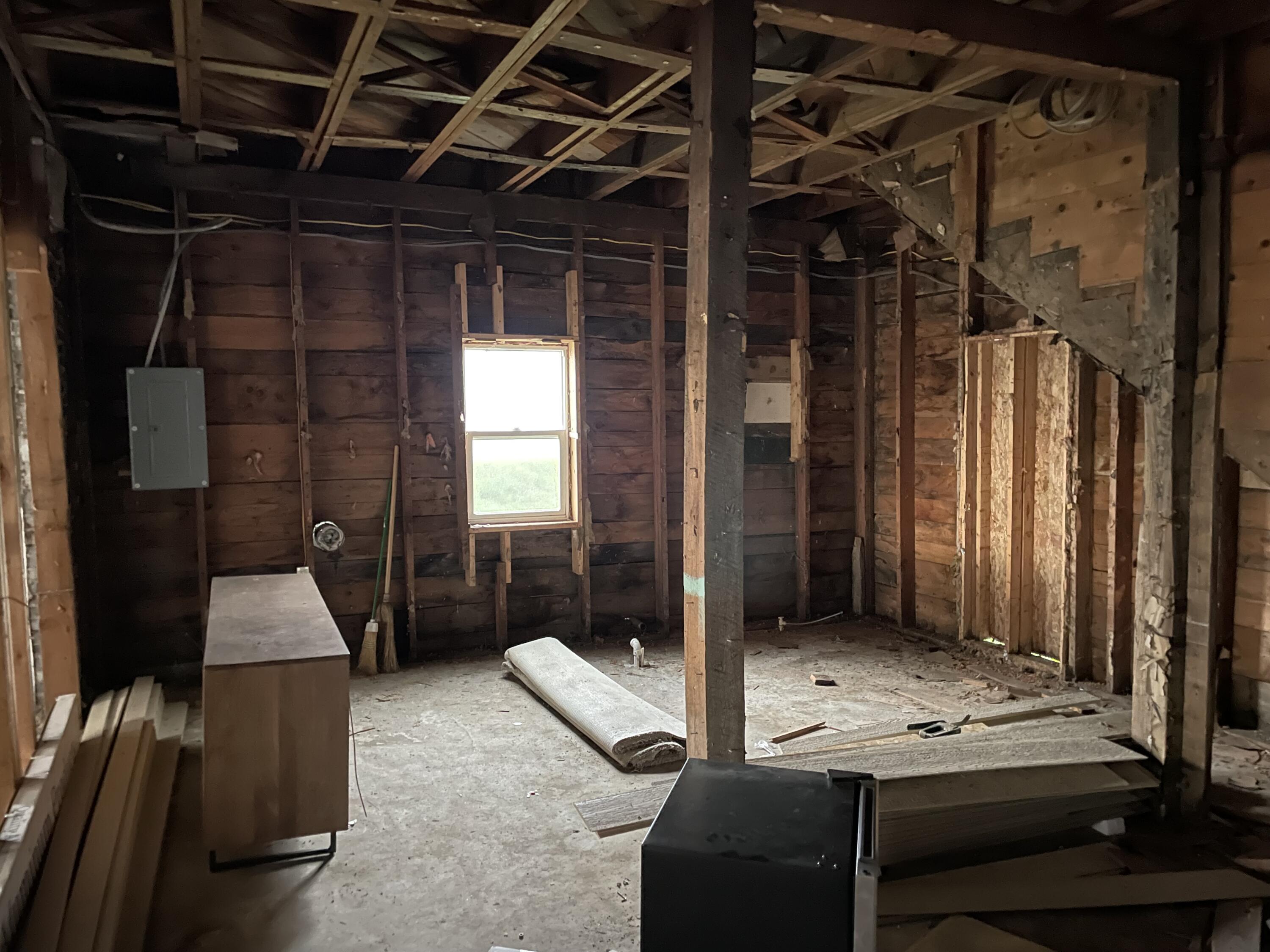 10978 East 8 Mile Road Tustin, MI 49688 - Photo 12 of 14 IMG_1675