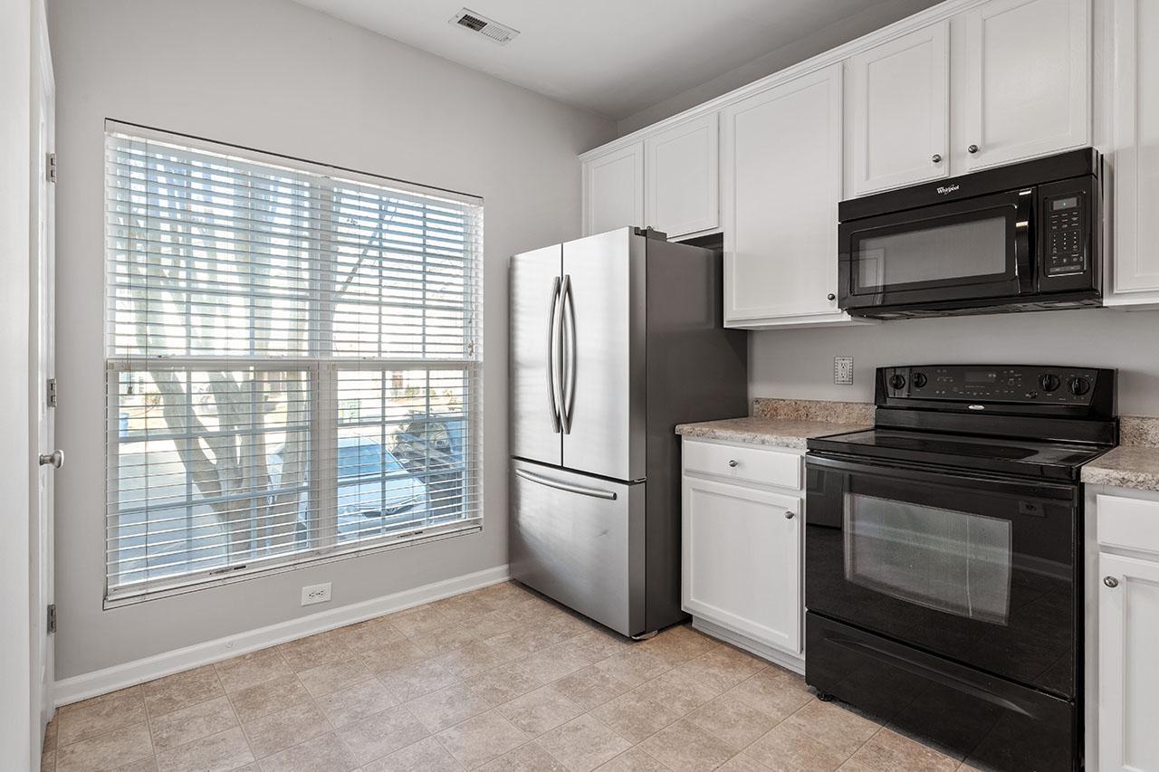 3048 Settle In Lane Raleigh, NC 27614 - Photo 11 of 37 Photo #11