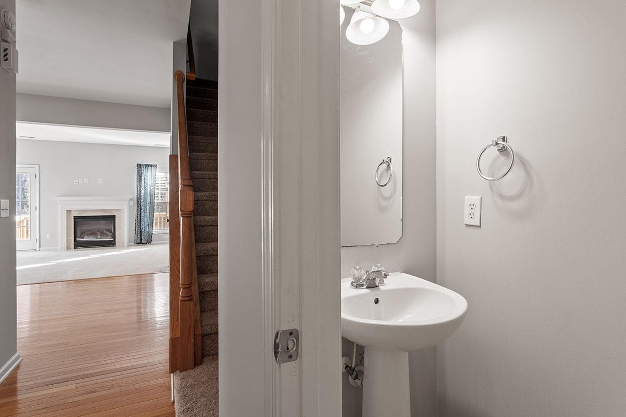 3048 Settle In Lane Raleigh, NC 27614 - Photo 9 of 37 Photo #9