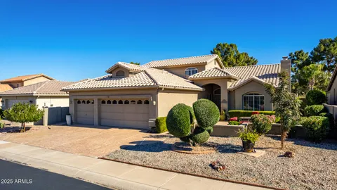 $824,000 | 5733 South Amberwood Drive, Chandler, AZ 85248