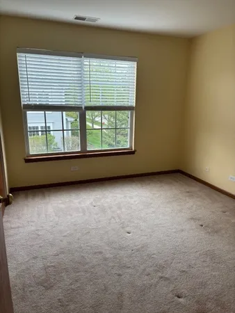 $315,000 | 124 West Park Avenue, Unit C, Sugar Grove, IL 60554