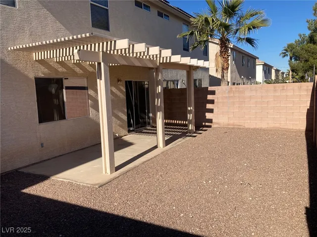 $1,725 | 752 Spotted Eagle Street, Henderson, NV 89015