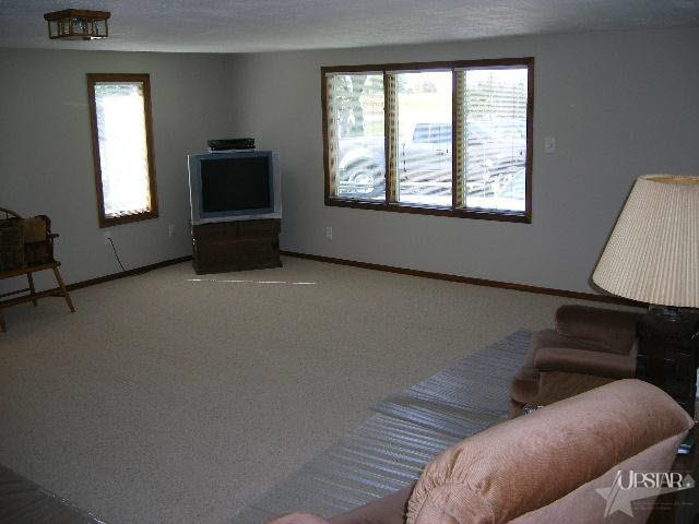 7203 Adams Center Road Fort Wayne, IN 46816 - Photo 2 of 12